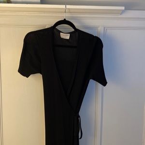 Modern Citizen wrap-around work dress. Size small. Gently worn.